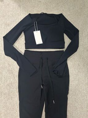 Halara Black Long Sleeve Crop Top & High-Waist Pants Set
